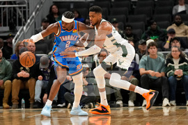 Thunder Bucks Basketball