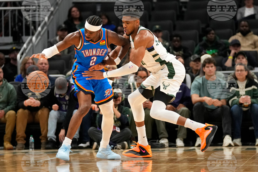 Thunder Bucks Basketball