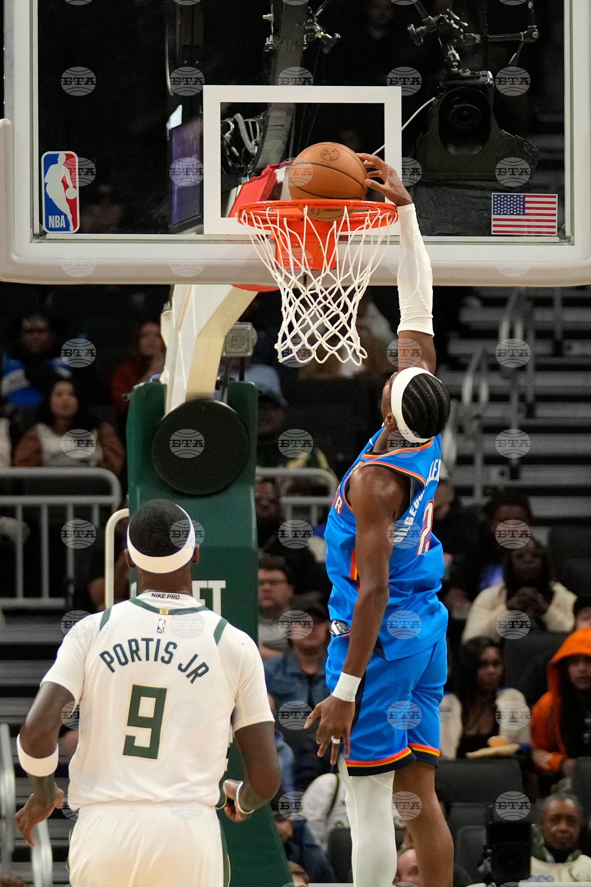 Thunder Bucks Basketball