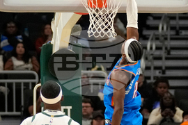 Thunder Bucks Basketball