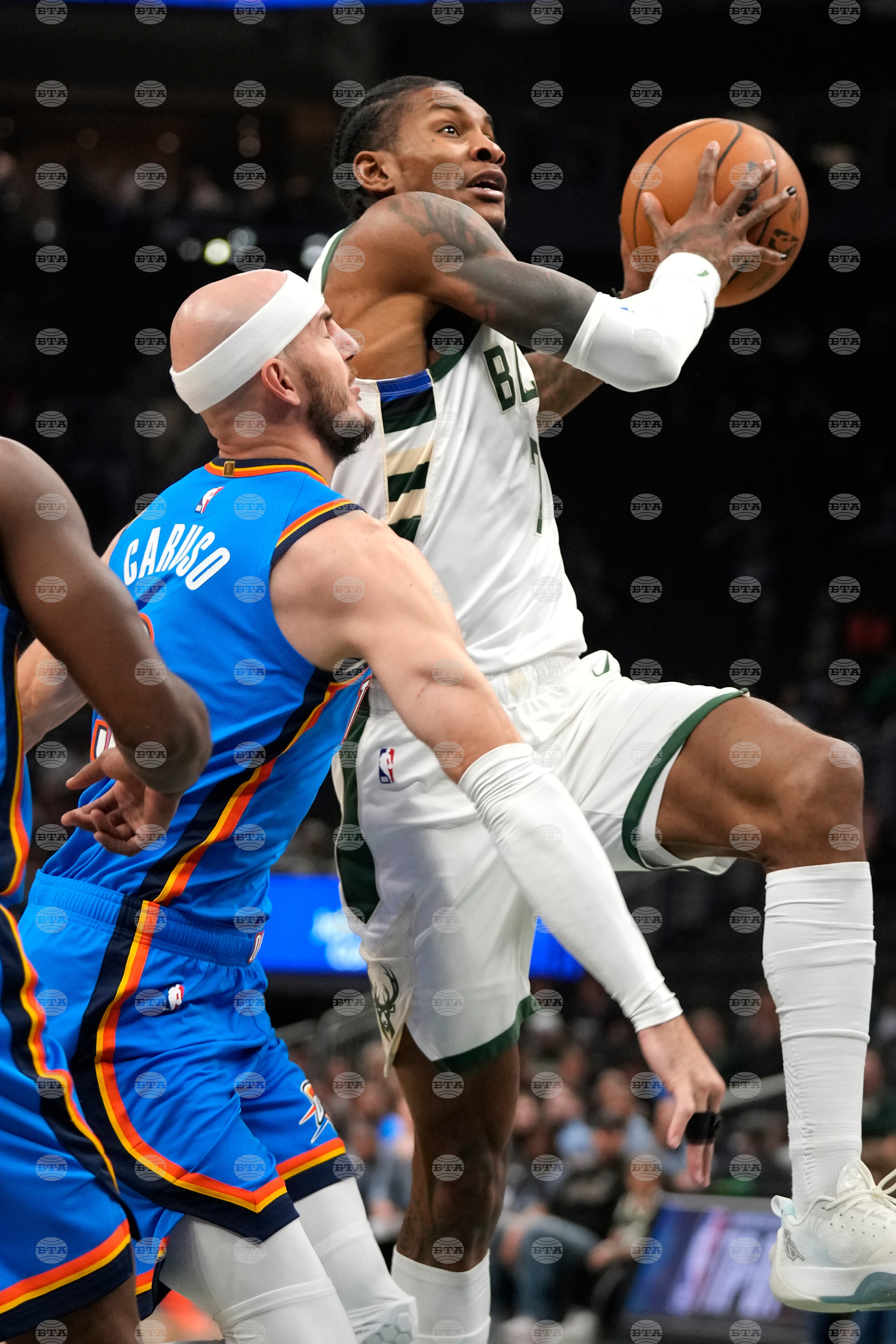 Thunder Bucks Basketball