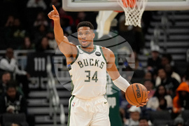 Thunder Bucks Basketball