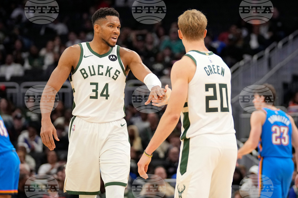 Thunder Bucks Basketball