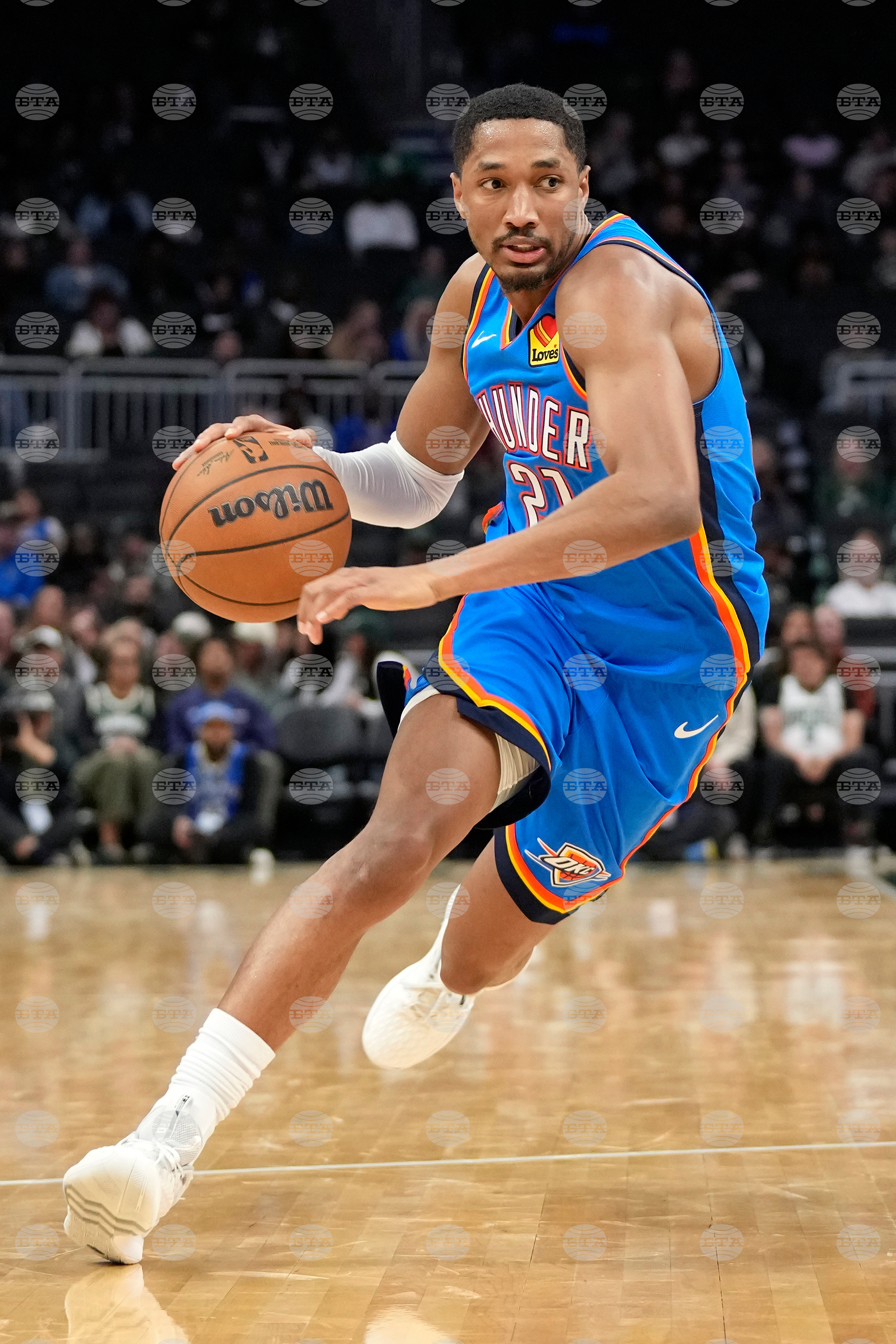 Thunder Bucks Basketball