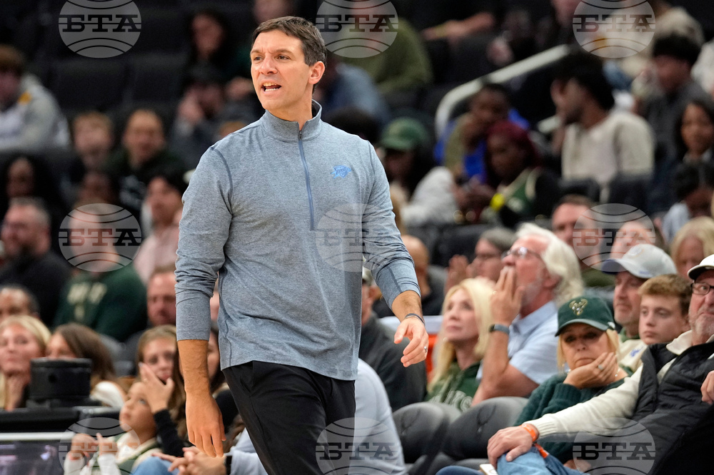 Thunder Bucks Basketball