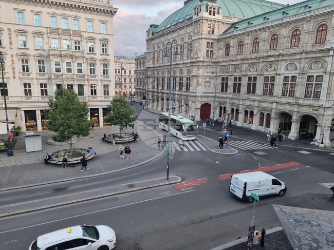 Дългът на Виена достига близо 15 милиарда евро, но общината планира съкращения и мерки за стабилизация