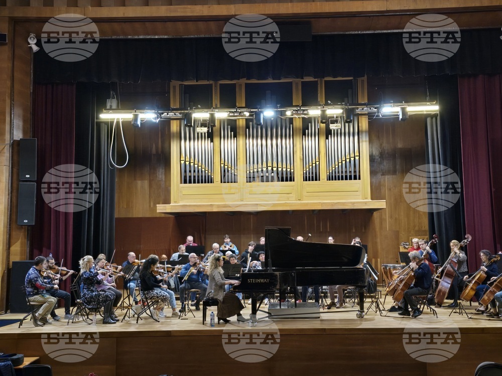 Симфоничният оркестър в Сливен представя концерта „От Европа до Новия свят“ на 26 февруари 