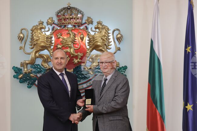 President Awards Three Air Force Officers for Contribution to National Security