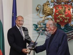 Президентство - почетен знак