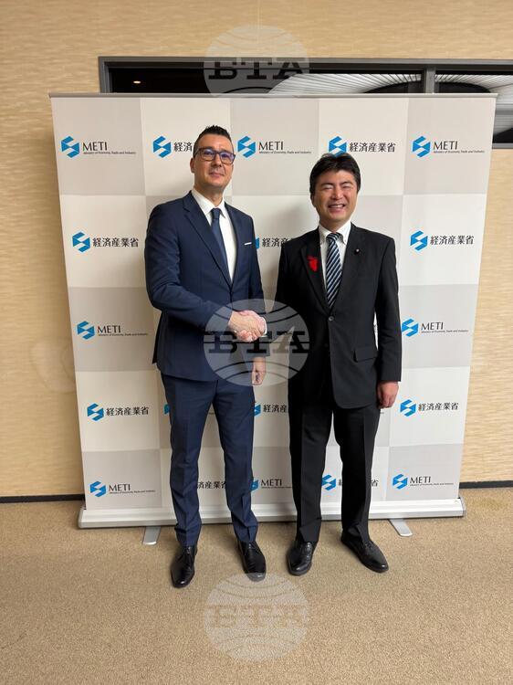 Ministers Discuss Opportunities for Strengthening Bilateral Economic Relations in Tokyo