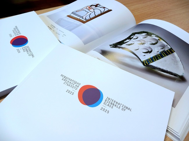 Каталогът на Международното биенале на стъклото 2025 ще бъде представен на 17 октомври