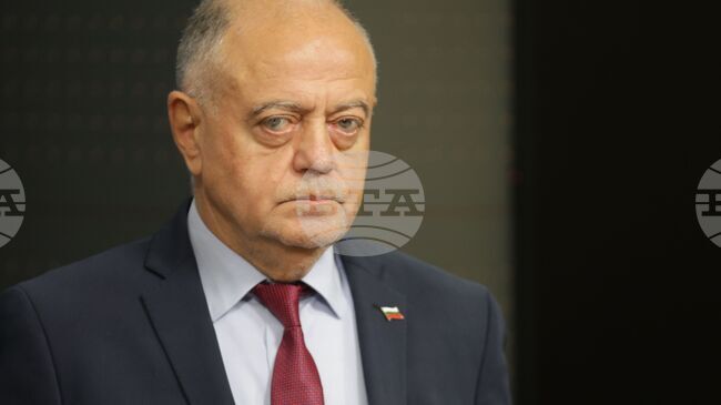 Ще видим как ще бъде, след като председателското място на парламента се поеме от ГЕРБ, каза Атанас Атанасов от ПП-ДБ