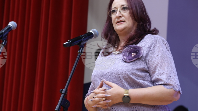 Agency for Bulgarians Abroad Opens Nominations for Bulgarian Woman of the Year Award