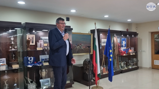 Президентът на БФБаскетбол Георги Глушков към сребърните медалистки от Игрите в Москва 1980: "Бих искал младите да усетят част от вашия дух"