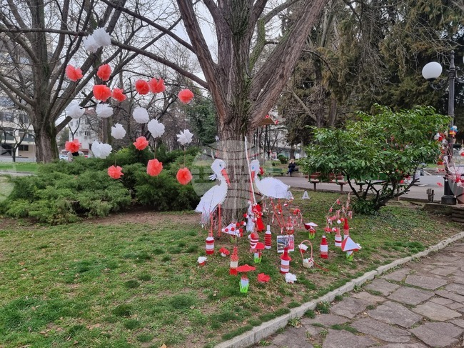 Старозагорският парк „Пети октомври“ ще бъде украсен в червено и бяло на 1 март