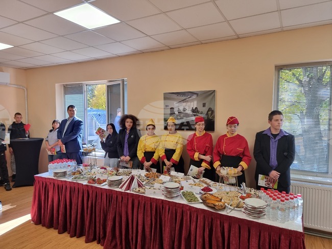 В Перник се проведе традиционното изложение на здравословни храни