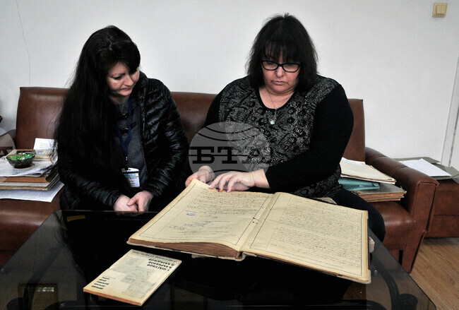 Бургас - архив -3 март - документи