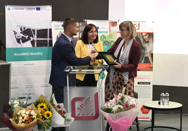 Благодарствен знак за АРИР от Община Стара Загора: 30 години идеи, хора и усилена работа