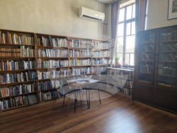 Велико Търново - Обновени пространства в Народно читалище „Надежда 1869“