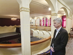 Велико Търново - Обновени пространства в Народно читалище „Надежда 1869“