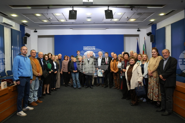 BTA Presents English Edition of Anniversary Book, Honours Former Directors General Panayot Denev, Ivo Indzhev