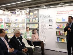 Министърът на културата Мариан Бачев участва в откриването на българския щанд на панаира на книгата във Франкфурт, снимка – МК