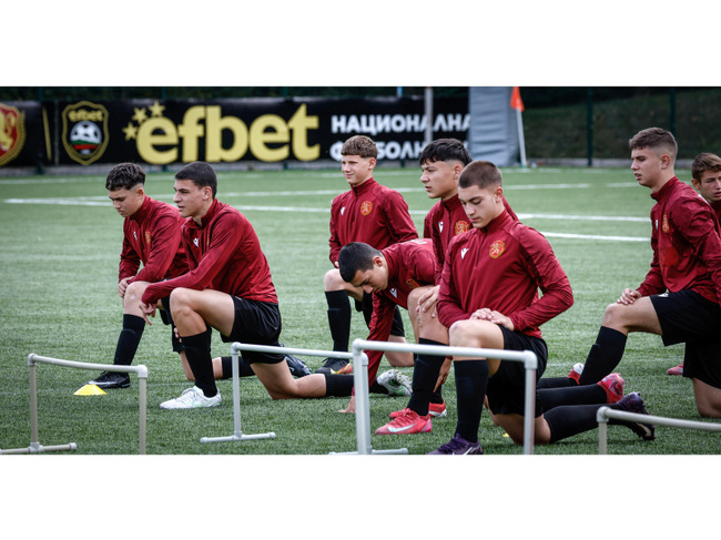 Селекционерът на националния отбор на България при юношите до 15 години Петър Карачоров обяви група от 22-а футболисти за Турнира на УЕФА
