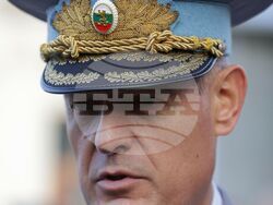 Паметник на летеца в София - генерал-майор Николай Русев