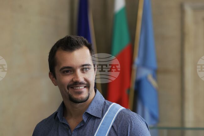 Алберт Попов смени екипировката за новия сезон
