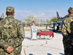 Крумово - Ден на авиацията - честване - Рада Банялиева