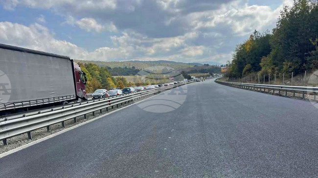 До 14 ноември ще се полага маркировка в участък от АМ "Хемус", както и по пътищата София - Пазарджик и София - Самоков