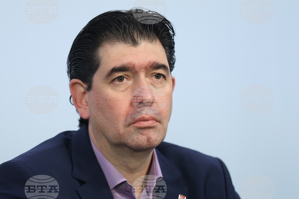 След около месец още райони на София ще останат без почистващи фирми, каза общинският съветник Иван Таков