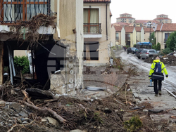 Ваканционно селище „Елените“ - обстановка