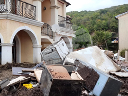 Ваканционно селище „Елените“ - обстановка