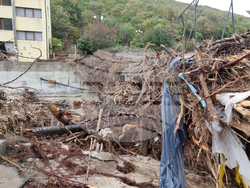 Ваканционно селище „Елените“ - обстановка