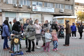 Варна - Протест срещу насилието над деца