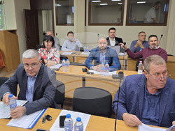 Плевен - Общински съвет - извънредна сесия