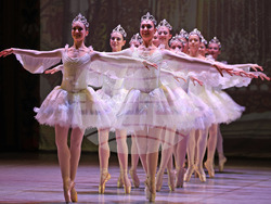 Варна - Държавна опера - „Снежанка и седемте джуджета“ - спектакъл