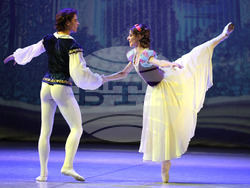 Варна - Държавна опера - „Снежанка и седемте джуджета“ - спектакъл