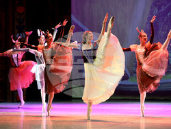 Варна - Държавна опера - „Снежанка и седемте джуджета“ - спектакъл