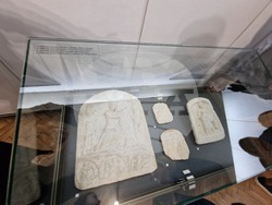 Перник - изложба „Богове и светилища в Римска Тракия“