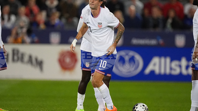 Алекс Лалас не смята, че Кристиан Пулишич е достоен за капитан на националния тим на САЩ