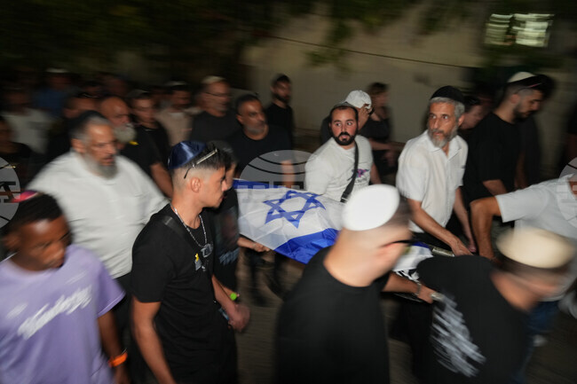 "Хамас" предава още две тела на заложници, а Израел обвърза отварянето на граничния пункт Рафах с връщането на всички заложници