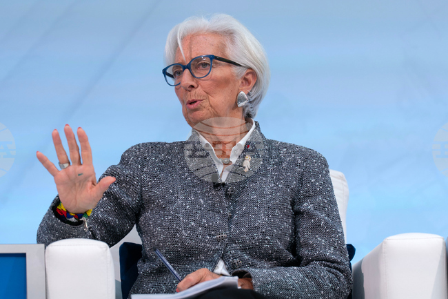 Остават само 25 дни до присъединяването на България към еврозоната, заяви Кристин Лагард