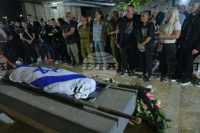 Израел е получил телата на двама заложници, предадени от "Хамас" на Червения кръст