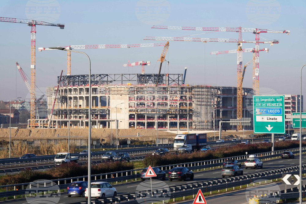 Организаторите на Зимните олимпийски игри през 2026-а защитиха размера на пързалката за хокей на лед