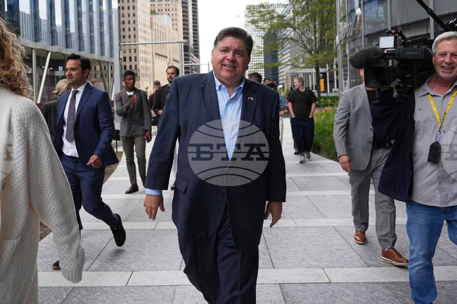 Губернаторът на Илинойс Джей Би Прицкър спечелил джакпот от 1,4 млн. долара в Лас Вегас