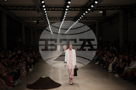 Brazil Fashion Leandro Castro