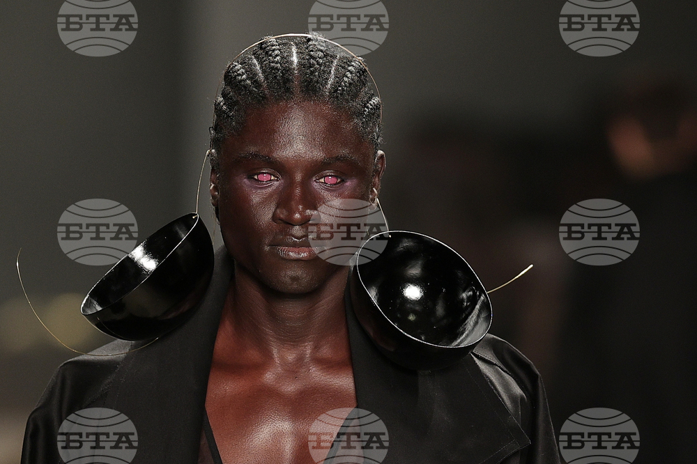 Brazil Fashion Leandro Castro