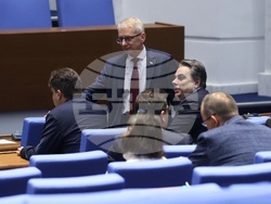 Народно събрание - липса на кворум